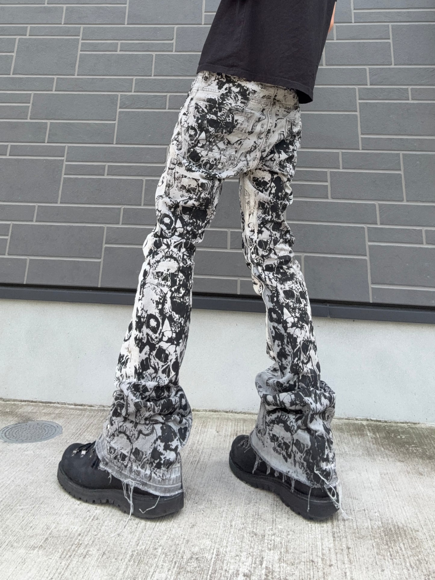 ZENEZ CUSTOM SKULL PANTS