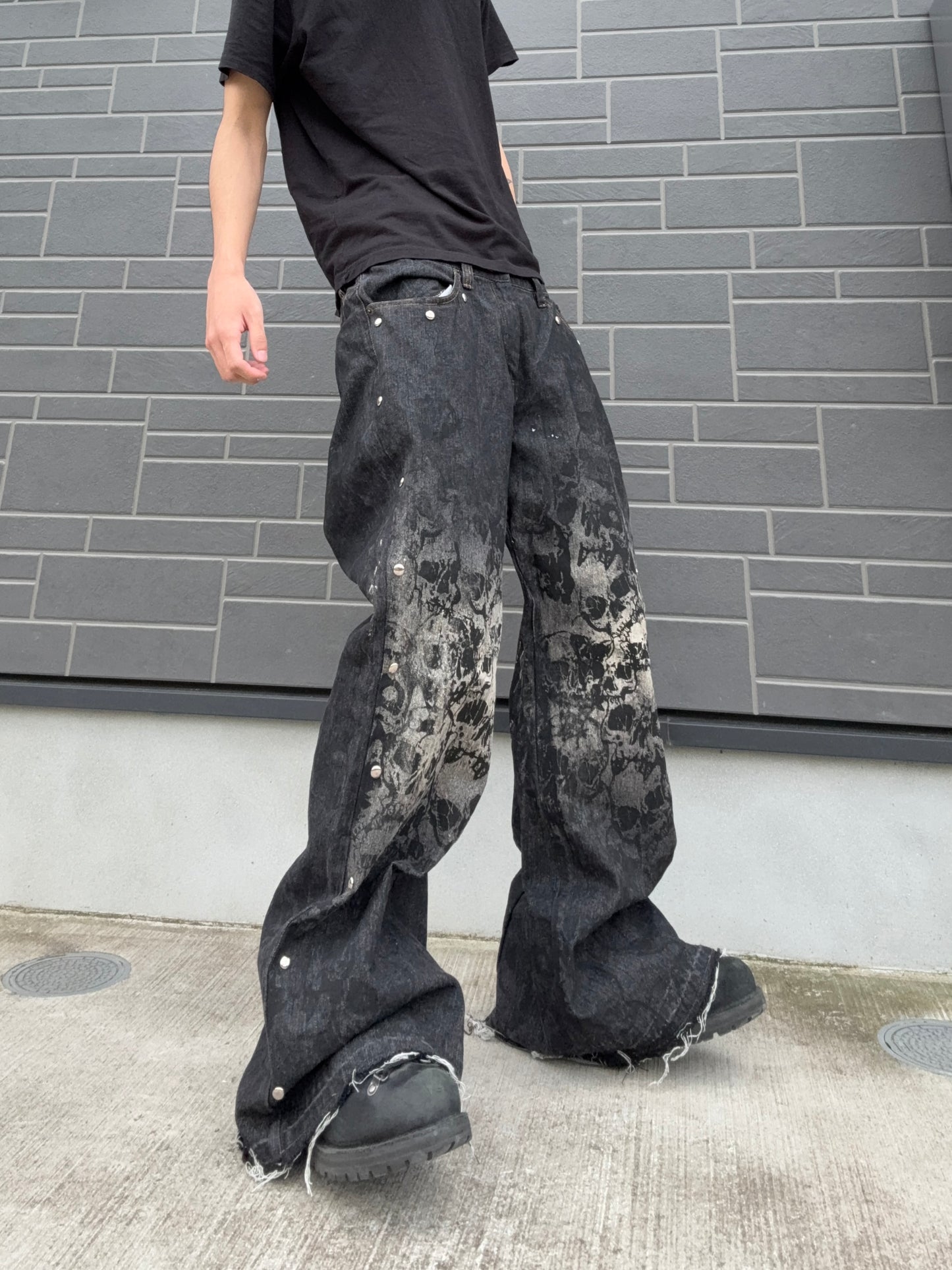 ZENEZ CUSTOM SKULL PANTS