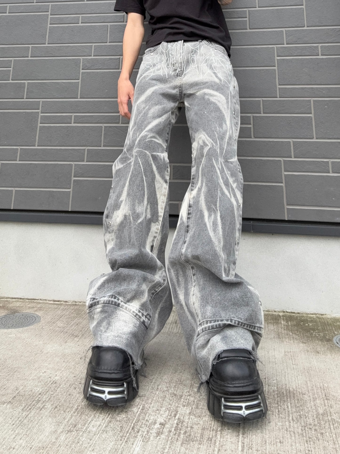 ZENEZ CUSTOM BLEACH PANTS