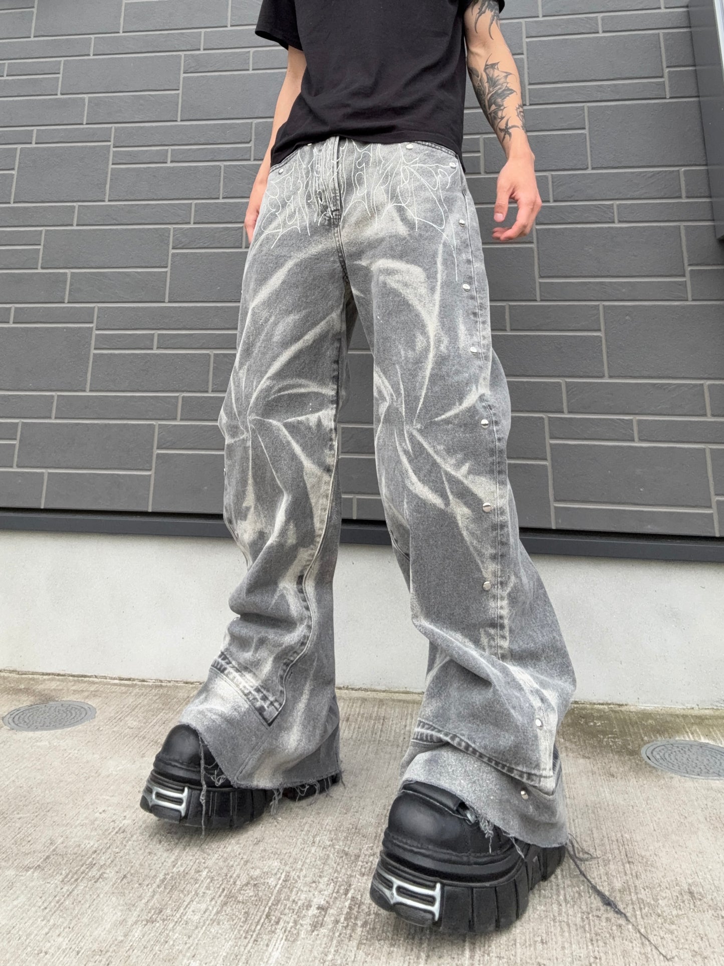ZENEZ CUSTOM BLEACH PANTS