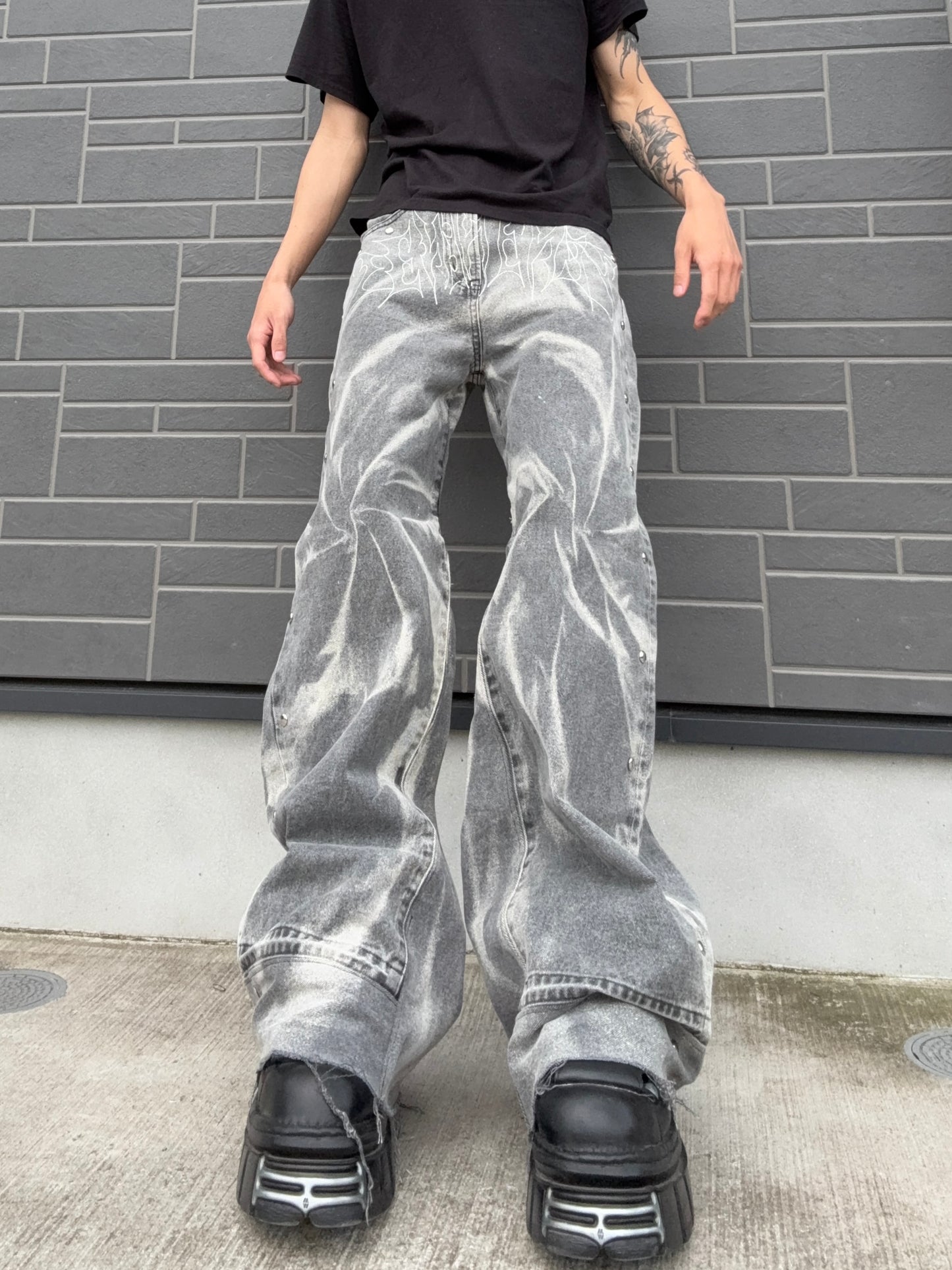 ZENEZ CUSTOM BLEACH PANTS
