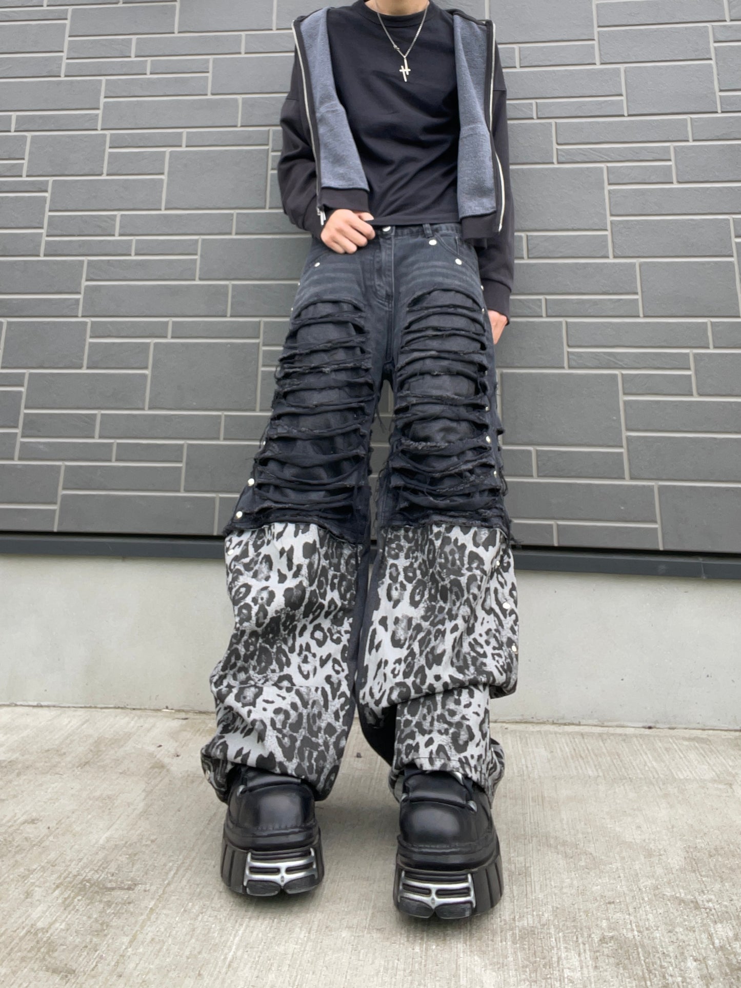ZENEZ CUSTOM LEOPARD FLARE JEANS