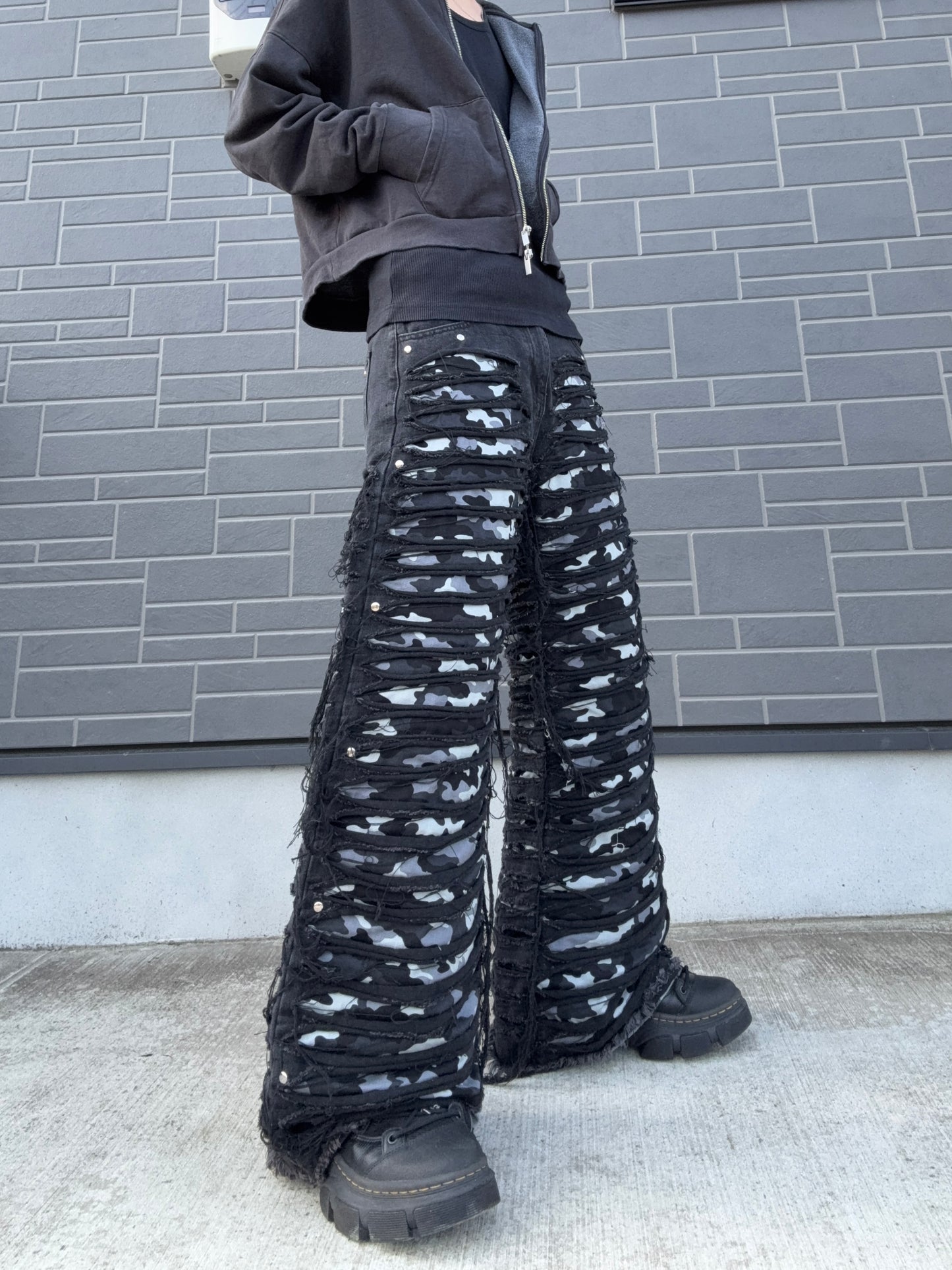 ZENEZ DESTROYED BLACK CAMO PANTS