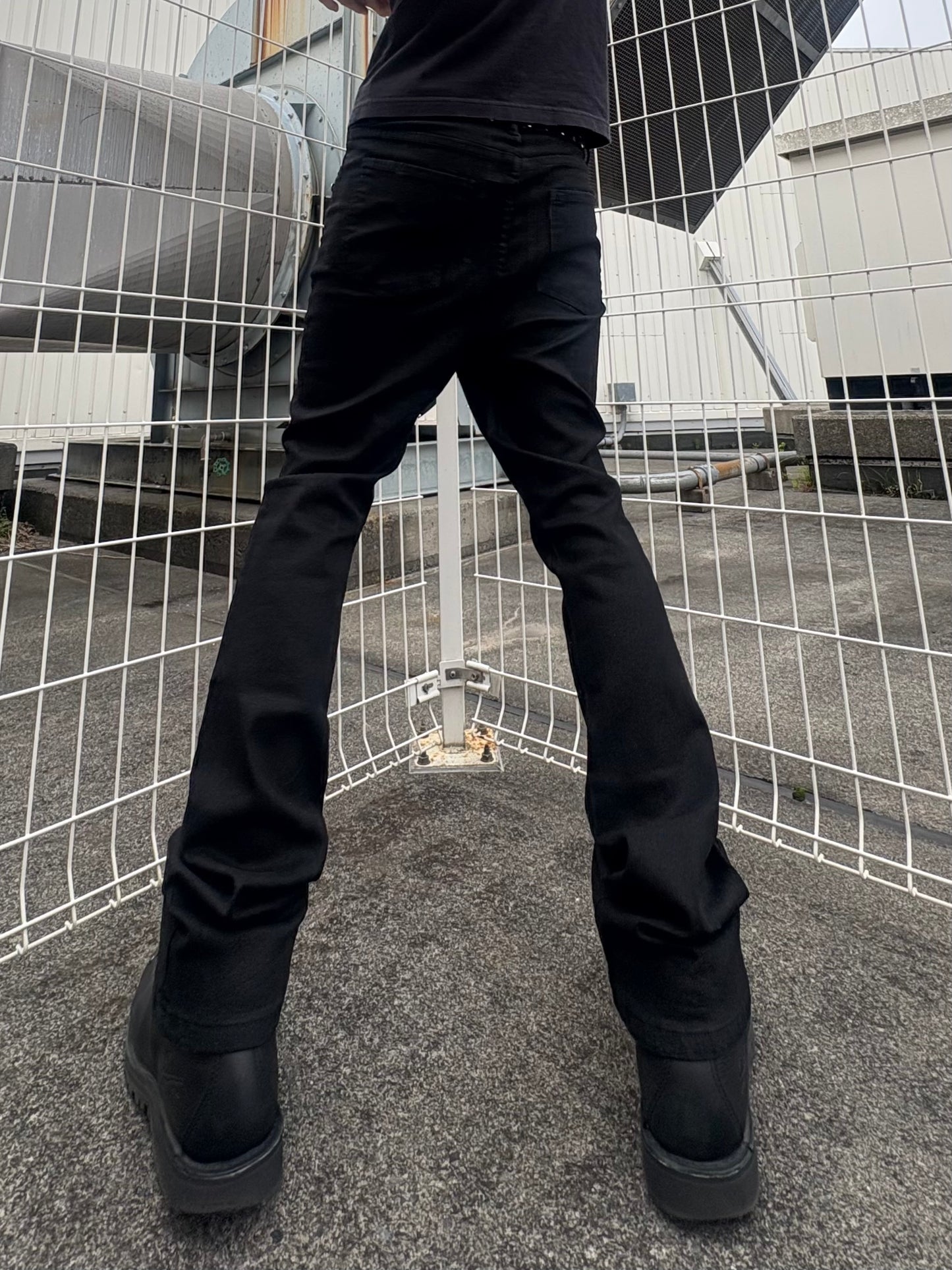ZENEZ WAX FLARE JEANS