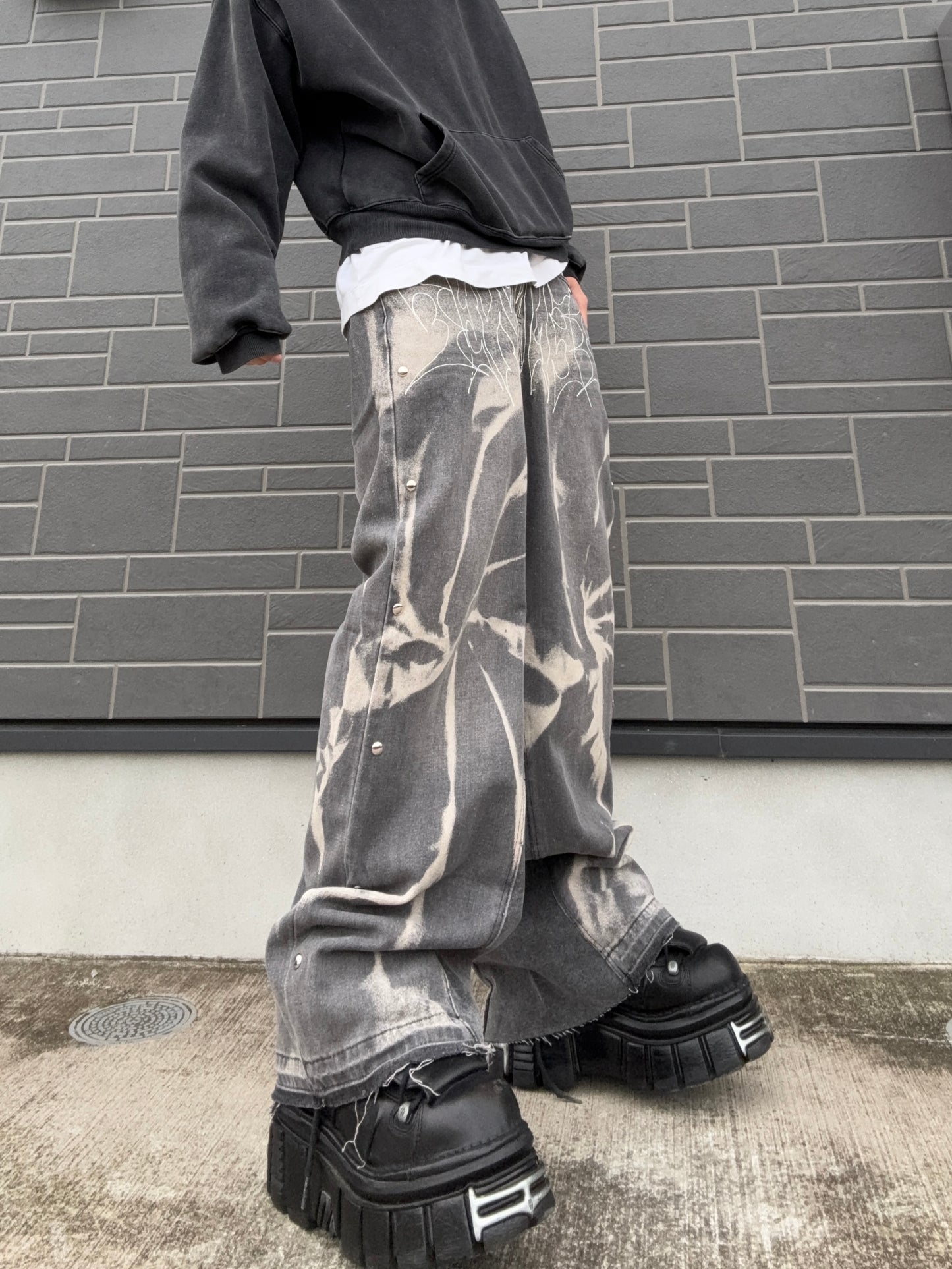 ZENEZ CUSTOM BLEACH PANTS